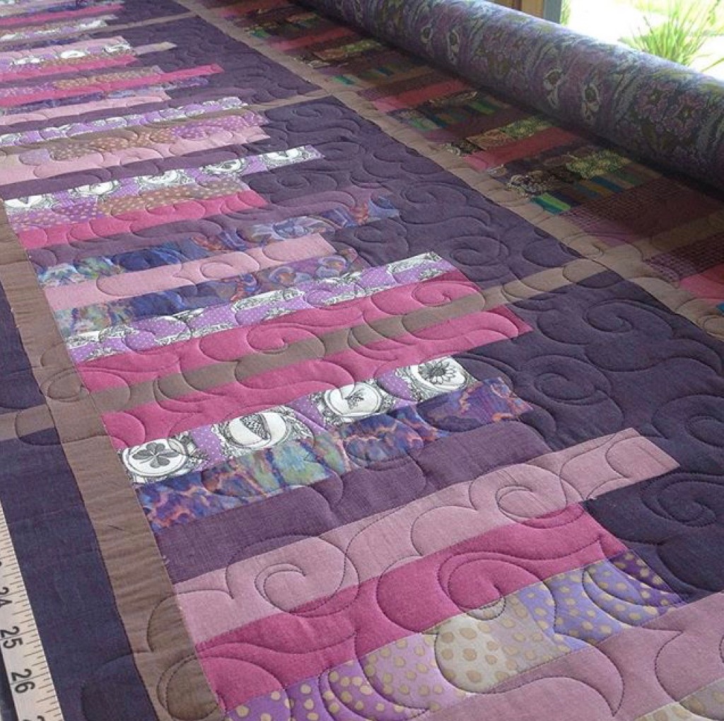 bookshelf-edge-to-edge-quilt-free-bird-quilting-designs